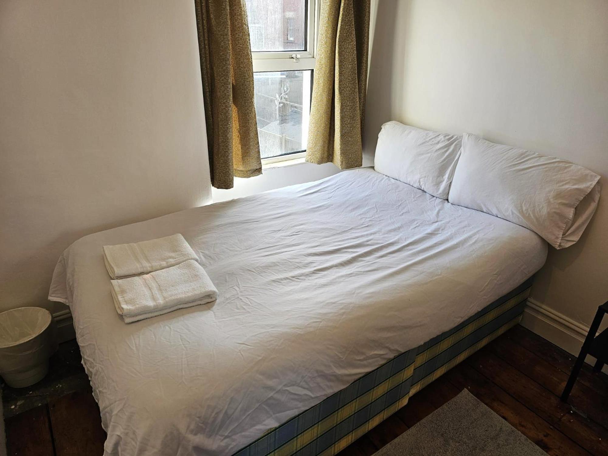 Comfy By Gloucester Road *